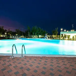 Tredue , Sottomarina Italia